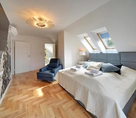 Trevilles Kasiowka - 13 Os Z 4 Sypialniami, 3 łazienkami I Kominkiem Apartament *