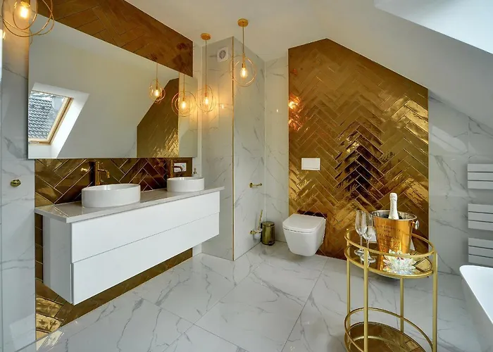 Trevilles Kasiowka - 13 Os Z 4 Sypialniami, 3 Lazienkami I Kominkiem *